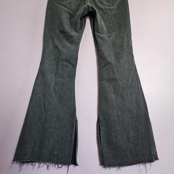 Hollister Washed Black Soft Stretch High Rise Raw Hem Split Leg Flare Jeans - Picture 9 of 11